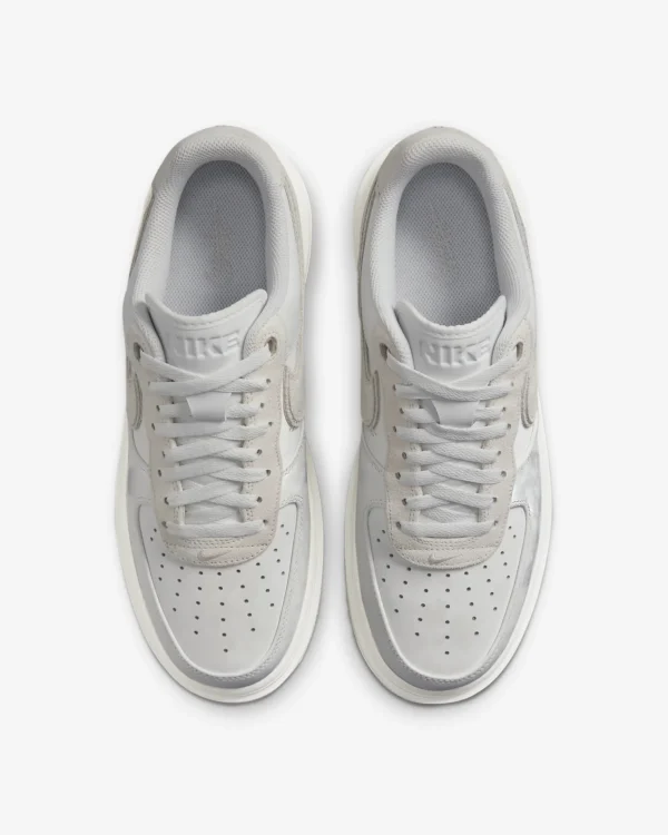 Nike Air Force 1 Luxe - Image 6