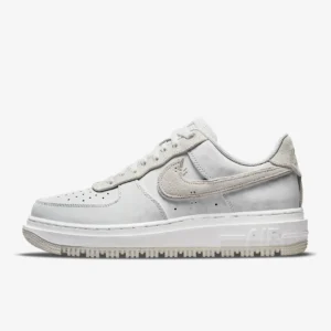 Nike Air Force 1 Luxe